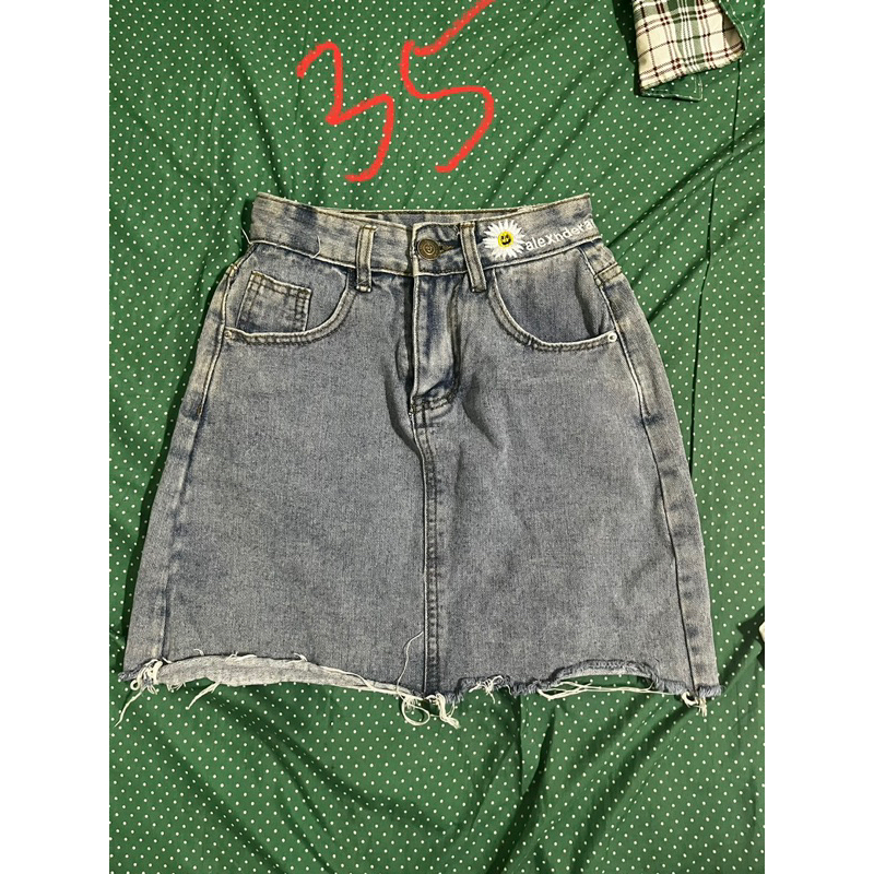 Pass yếm, váy, …