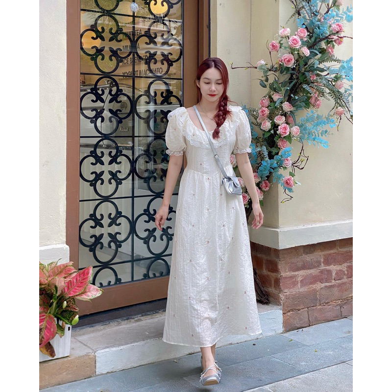 𝐀𝐧𝐭𝐡𝐞𝐚 𝐃𝐫𝐞𝐬𝐬 - Đầm cổ ren hoa nhí