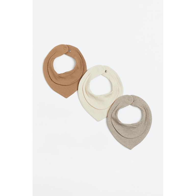 Set 3 yếm hm authentic , 3 màu như ảnh web