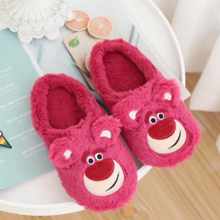 Dép lông Gấu dâu Lotso