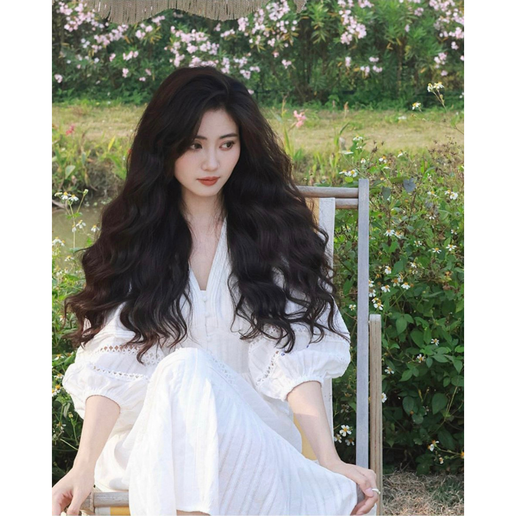 Maxi xô trắng tay phồng phối ren nút ngọc