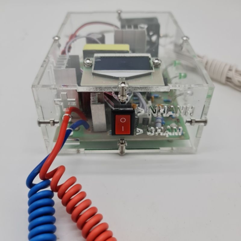 Máy Sạc Acquy Và Pin Lithium 12 -24V Tự Động Ngắt Có Chỉnh Dòng Và Áp Sạc