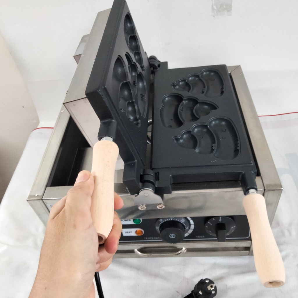 Máy 3 Miếng Funny Shit Sáng Tạo Poop Ngộ Nghĩnh Waffle Maker Electric 1500W 220V EU PLUG PVN4867