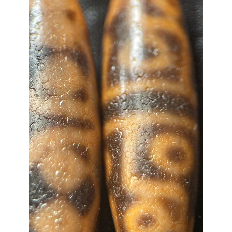 Dzi tây tạng  Đá phong thuỷ mang lại may mắn: dzi màu cam nhiều mẫu phong hoá lên vảy rồng rất mê li