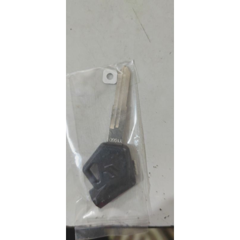 Combo cặp phôi chìa khoá xe Suzuki loại 2 rãnh có từ