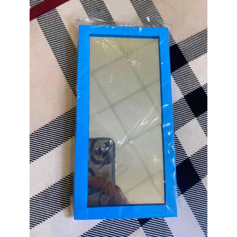 Kính kè cá la hán