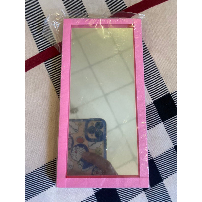 Kính kè cá la hán