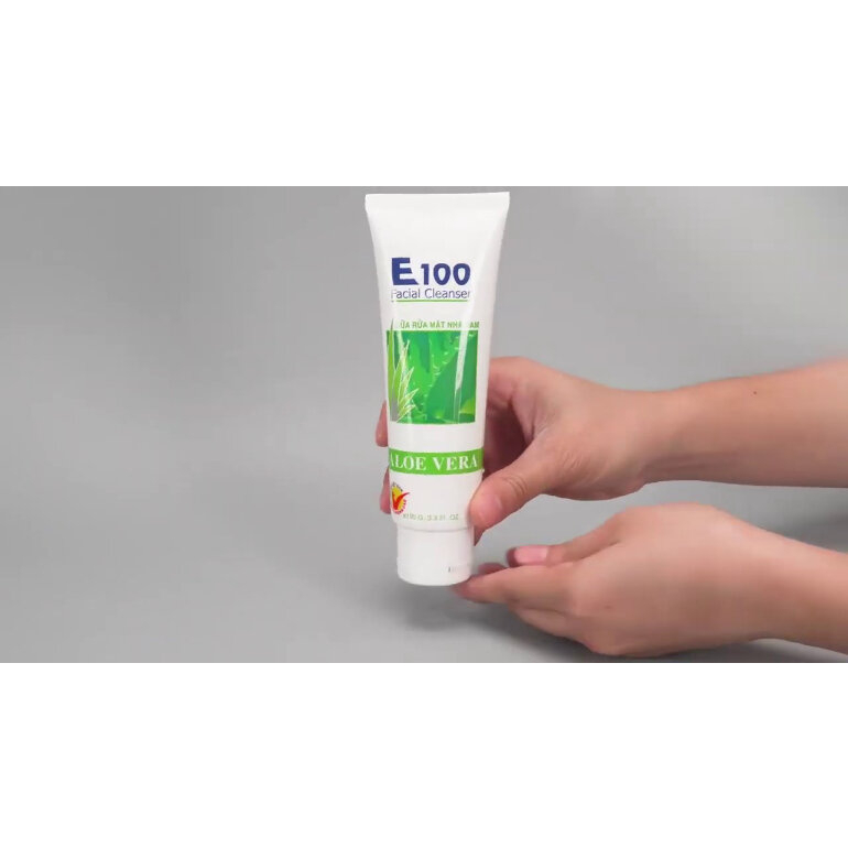 Sữa Rửa Mặt E100 chuẩn hàng