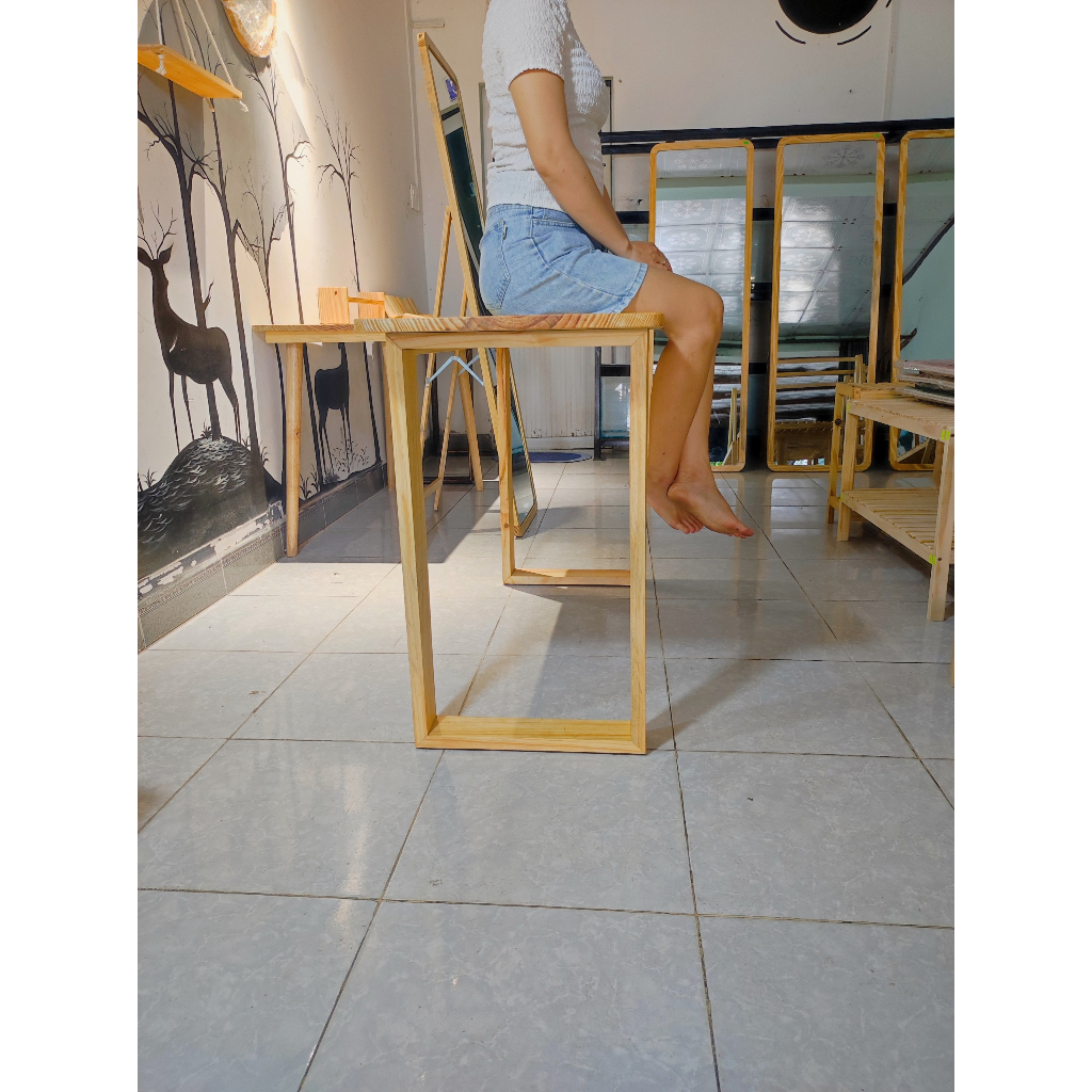 Bàn làm việc Thik Decor gỗ thông tự nhiên mặt lớn 43-45cm dày 2cm, chân chữ U.