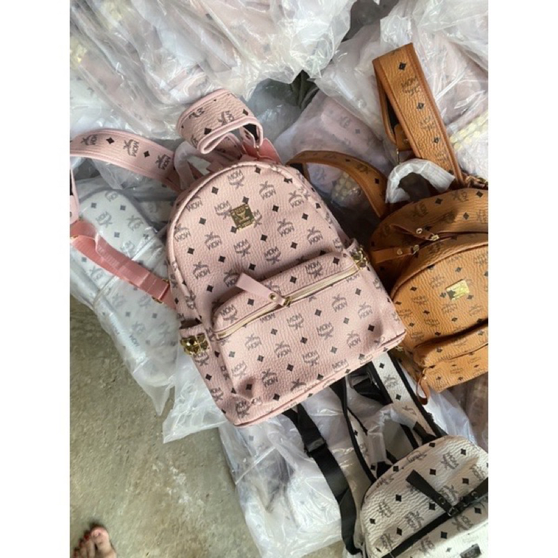 Balo Nam Nữ Qc M.cmm Size 41 Kèm Cún Quai Bản To