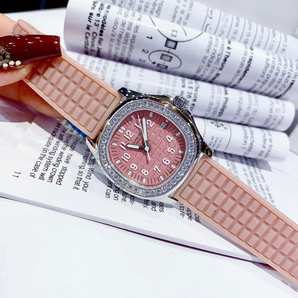 Đồng Hồ Nữ Patek Aquanaut Màu Mới - Dây Cao Su , Máy Pin, Size 34mm