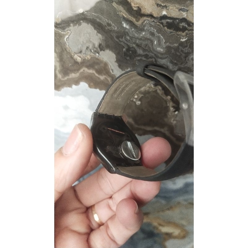 ĐỒNG HỒ SWATCH UNISEX PIN THỤY SĨ SIZE 37