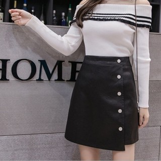 Chân váy da dáng A vạt lệch phối khuy xuất Hàn