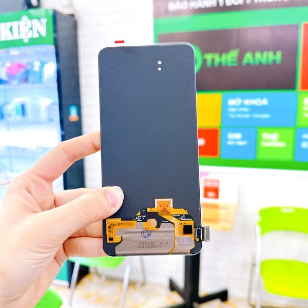 Màn hình Oppo Reno  , oppo Reno đời đầu camera vây cá mập