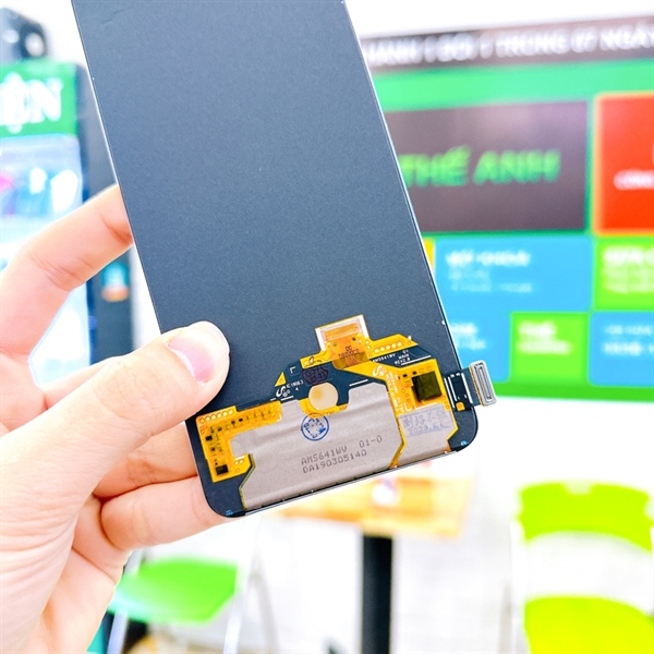 Màn hình Oppo Reno  , oppo Reno đời đầu camera vây cá mập