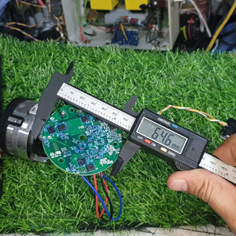 Motor máy hút bụi không than  Ni.dec R.yobi 18v 170w