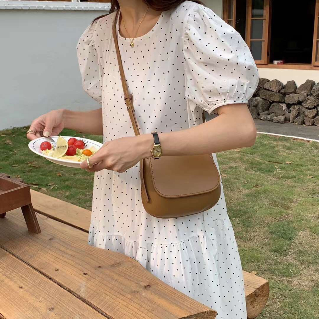 Túi xách trơn đeo chéo có 4 màu - Lyn's Closet