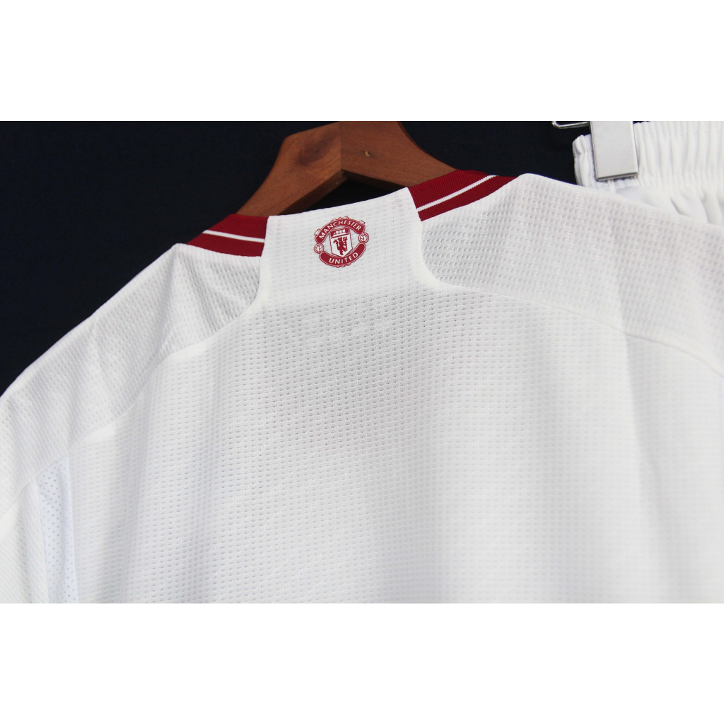 Bộ MU trắng bản fans 2023/24