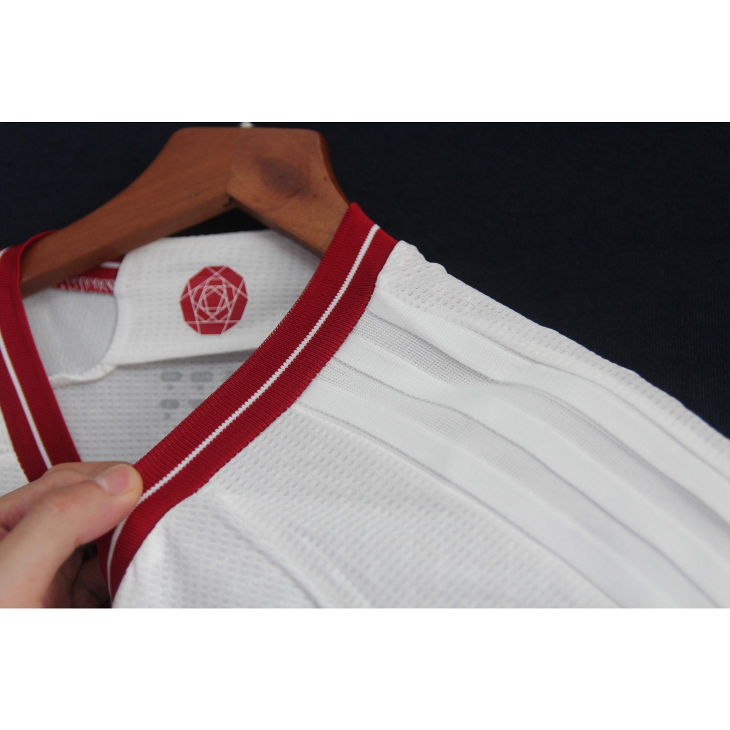 Bộ MU trắng bản fans 2023/24