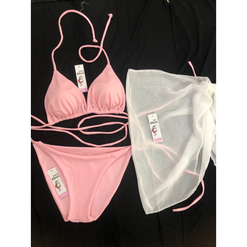 Bikini . Đồ bơi nữ 3 mảnh bassi kèm voan quần tam giác kín Mông