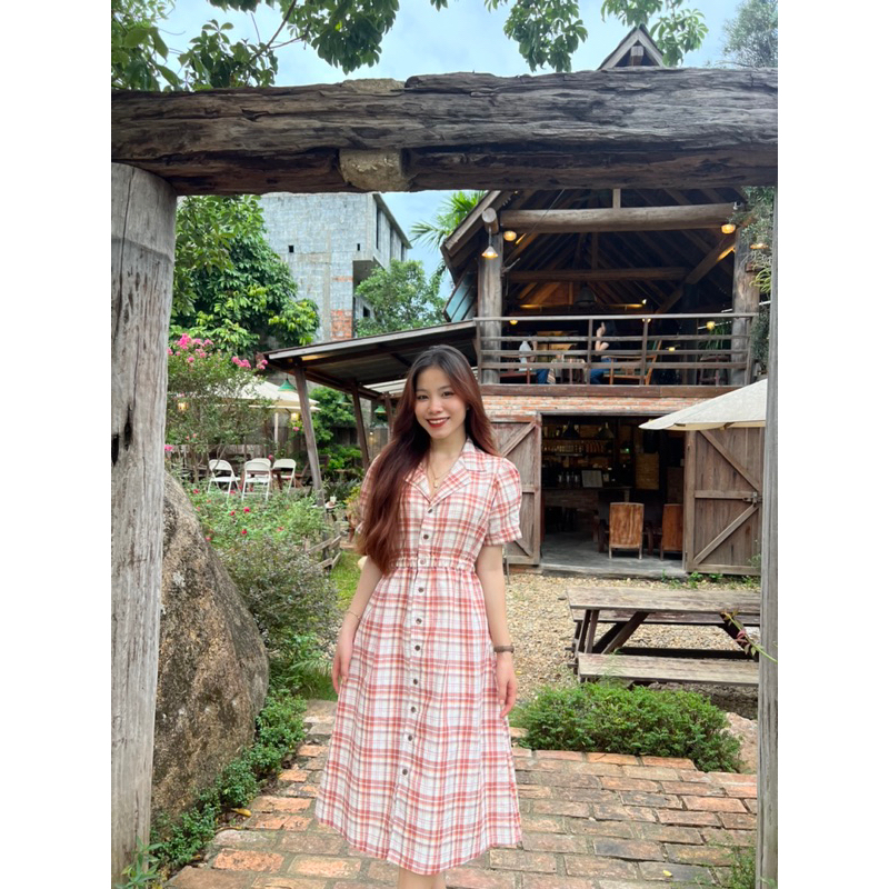 Đầm caro cổ vest chun eo
