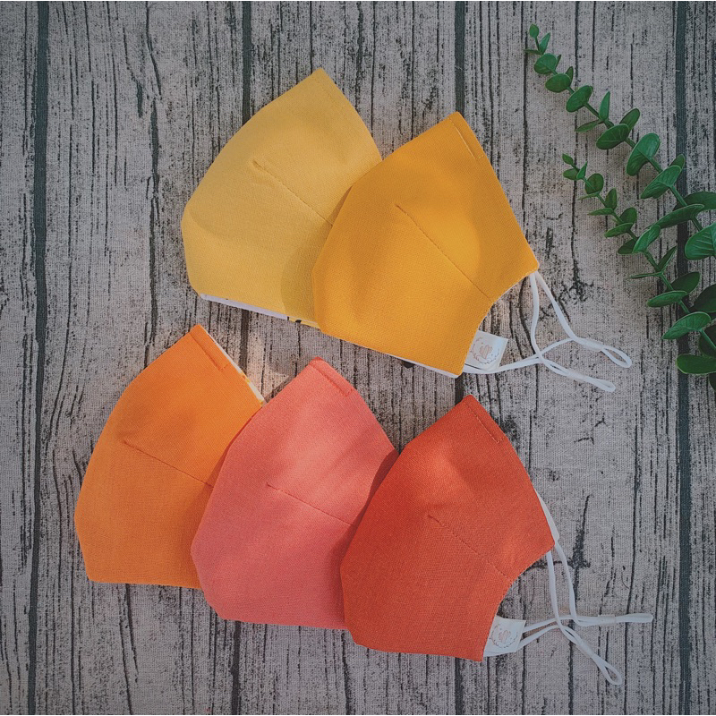 Khẩu trang form 3D chống dính son và chống nắng, vải linen trơn tone vàng và cam