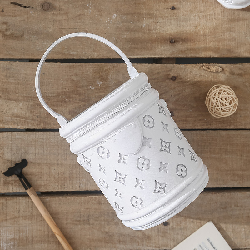 Bình cắm hoa dáng túi xách phong cách Bắc Âu