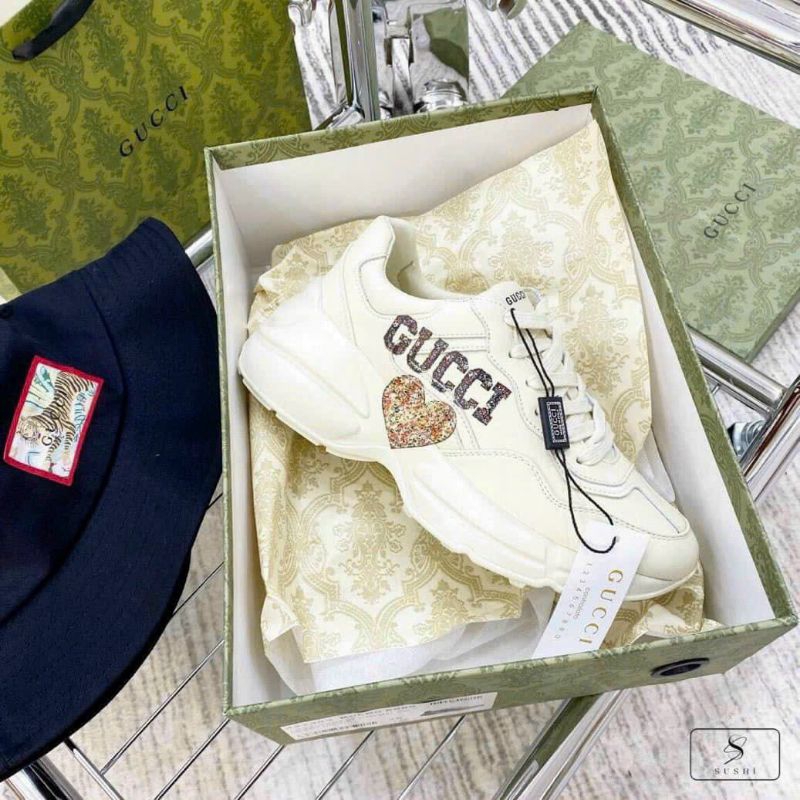 Giày thể thao độn đế fullbox