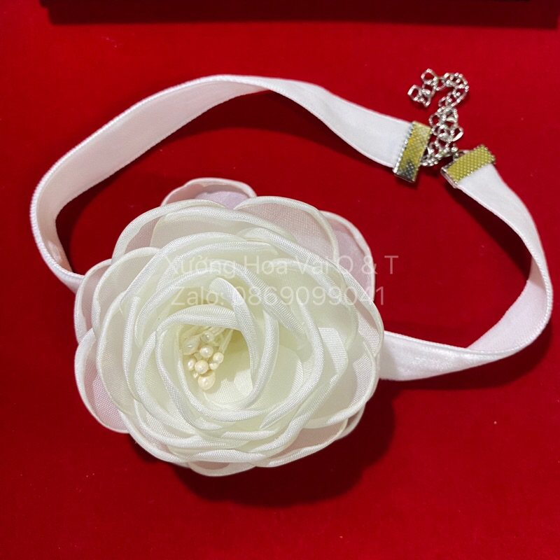 🌸Vòng Choker Dây Nhung Phối Bông Hồng Trắng Đen🌸
