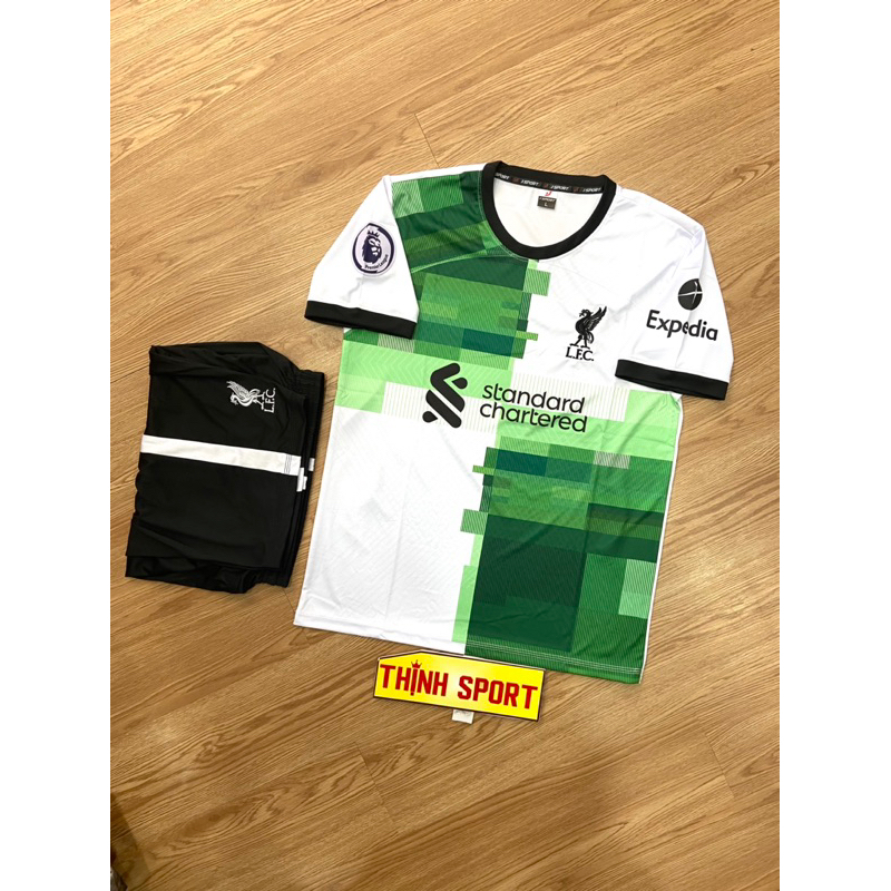 Bộ quần áo đá banh Liverpool, Bộ quần áo bóng đá in tên và số theo yêu cầu