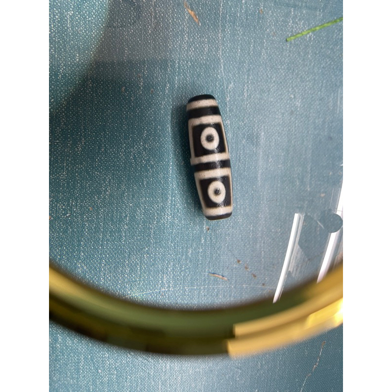 Dzi Tây tạng 4 mắt