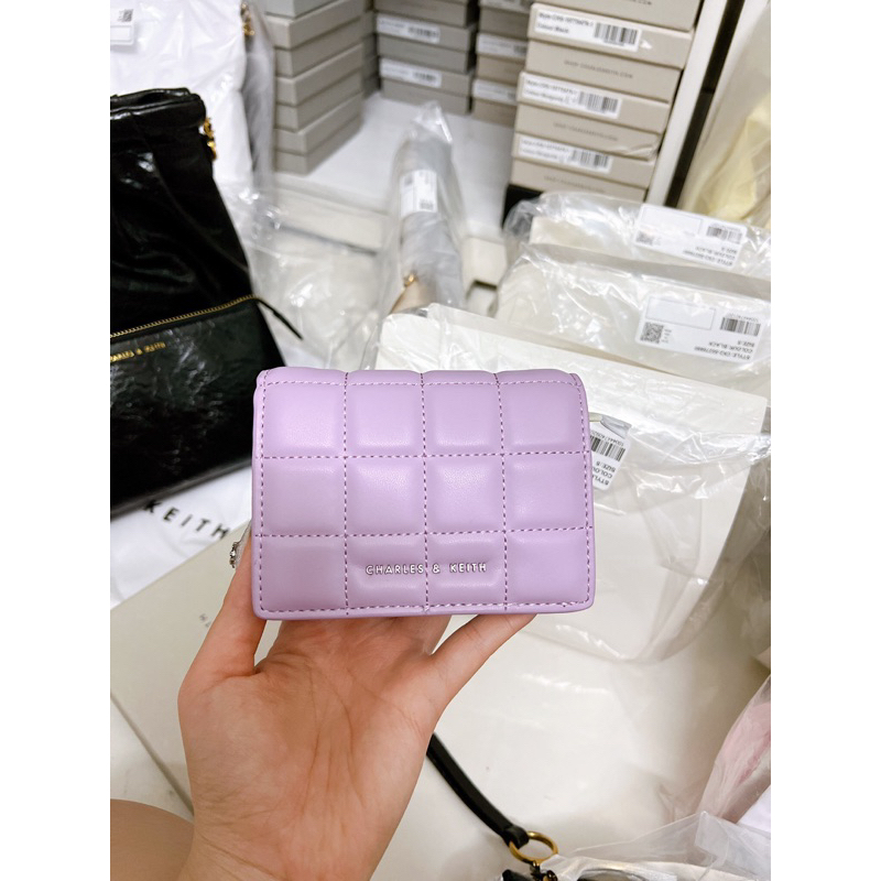 Ví ngắn chần bông CNKeith