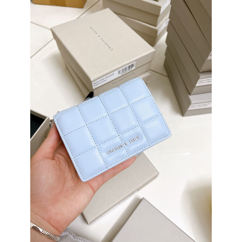 Ví ngắn chần bông CNKeith