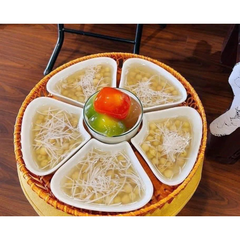 BỘ ĐĨA GỐM SỨ HÌNH HOA MAI 6 MÓN KÈM KHAY MÂY BÁT TRÀNG