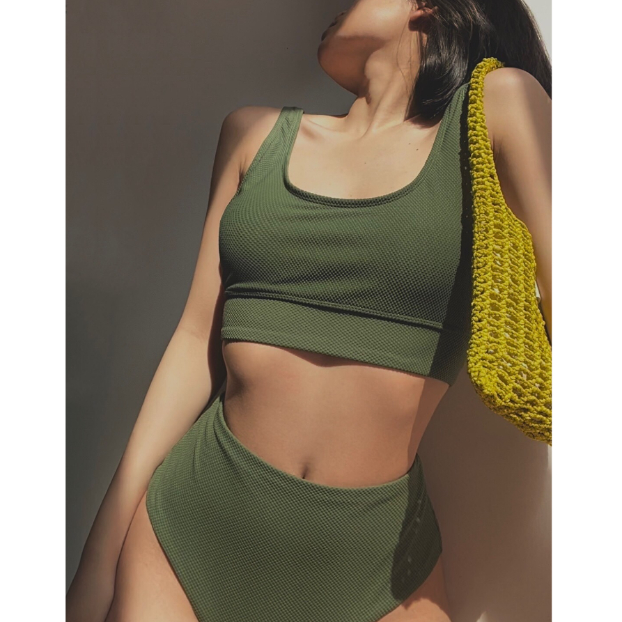 Set đồ bơi 2 mảnh áo form sport bra, quần lưng cao Queen Swimsuit_Sweet pea set