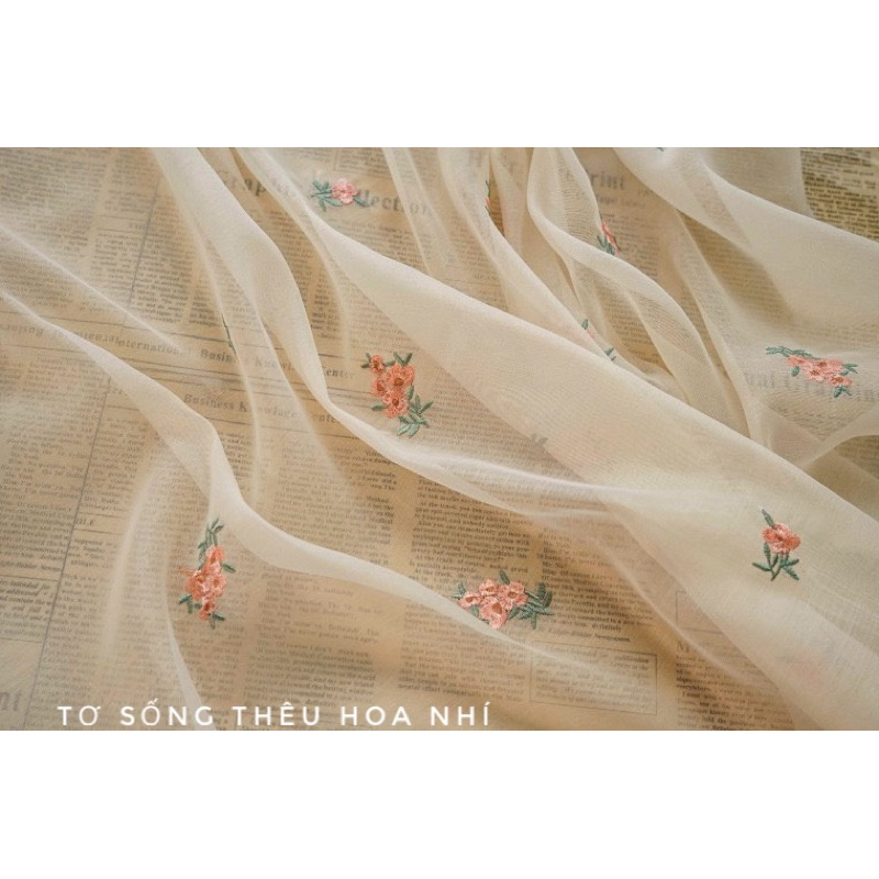 Tơ Nhũ Thêu Hoa Nhỏ