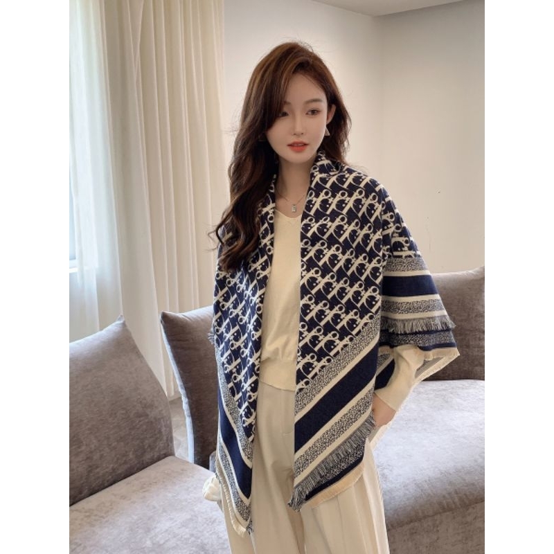 Khăn Choàng Dạ Dạ Dior Vuông 2 Mặt