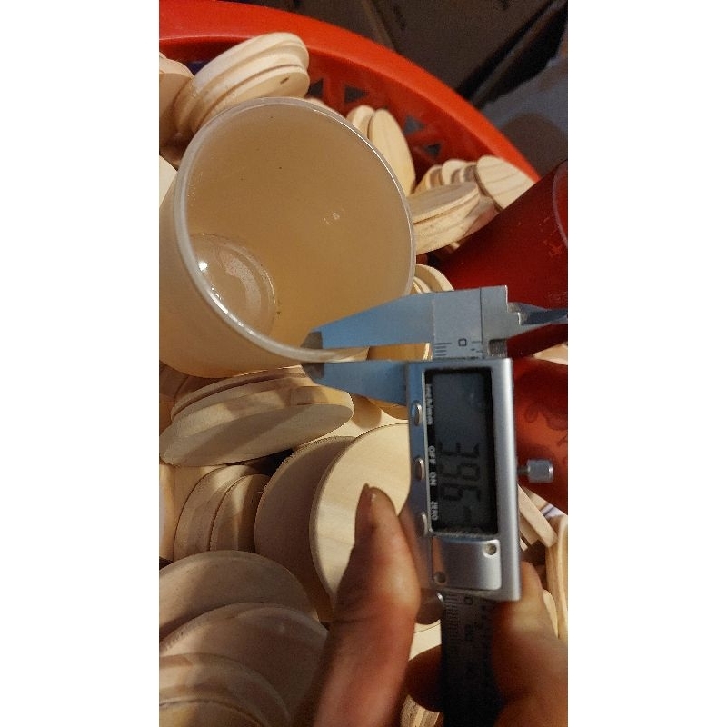 Nắp gỗ đường kính 8cm