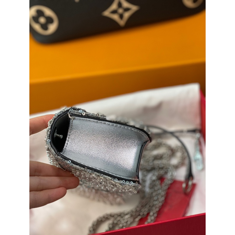 Túi valentino LOCÒ EMBROIDERED