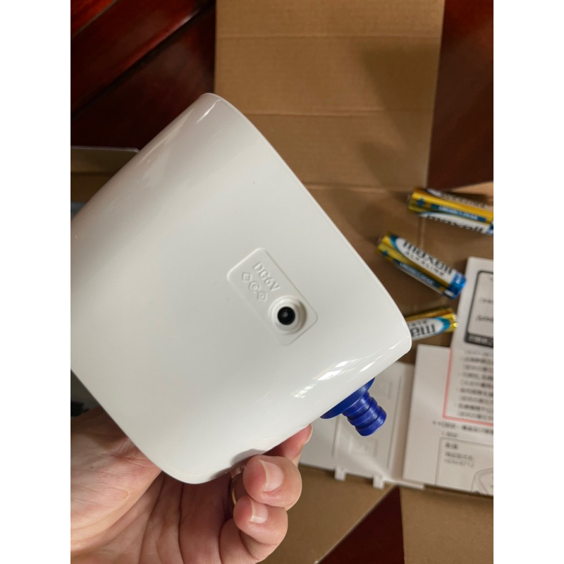 MÁY ĐO HUYẾT ÁP OMRON HEM 7122 NHẬT BẢN