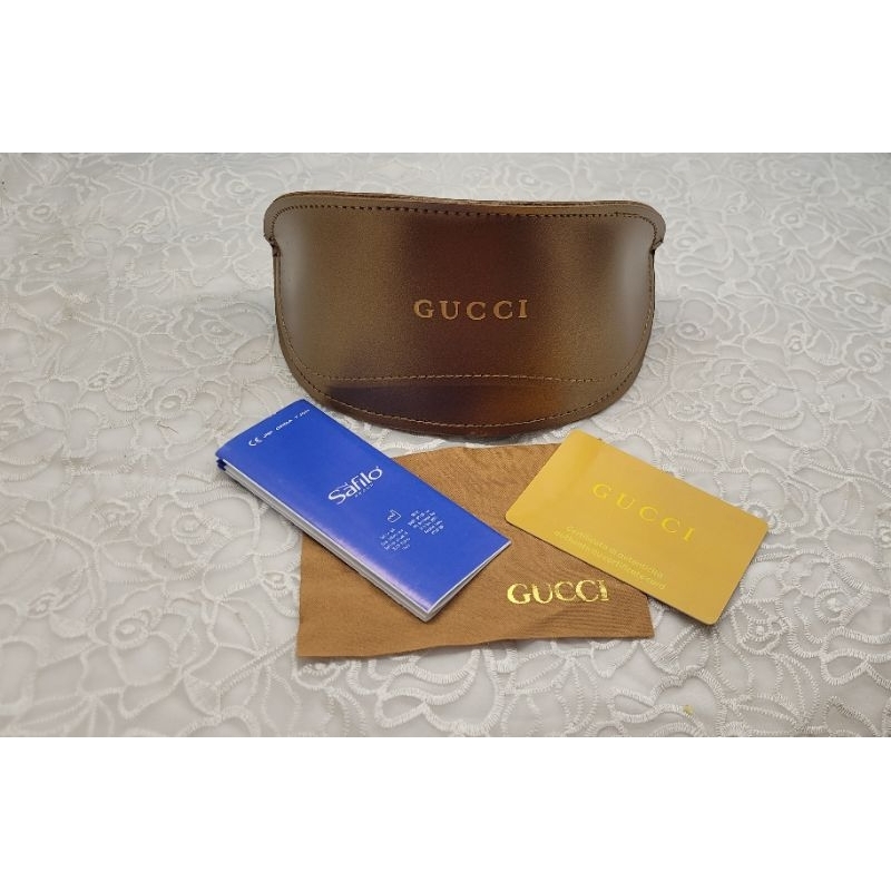 Hộp đựng kính Gucci B