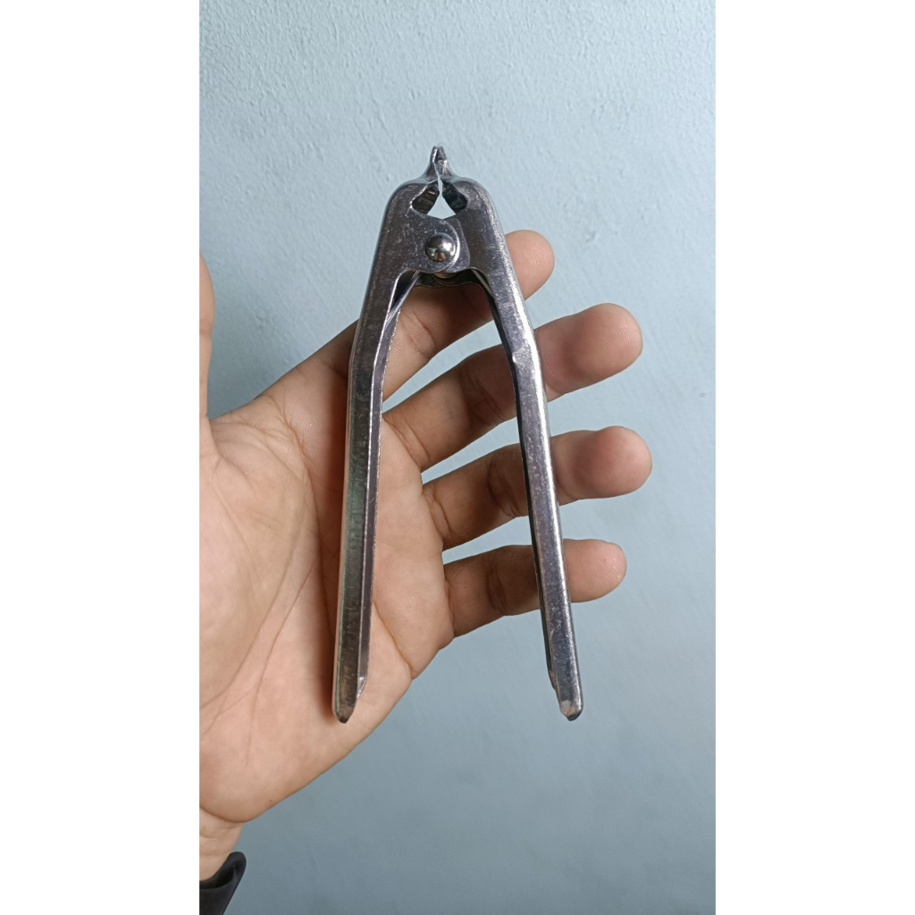 dụng cụ tách sò huyết, Kìm mở sò huyết, nghêu - ghẹ - Kềm mở nghêu, tách sò huyết