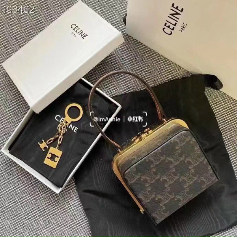 Đảm bảo hot hit khách ơiiii 🥰🥰🥰 CE cốp vuông xách tay mini 📦 Full box - túi vải.
