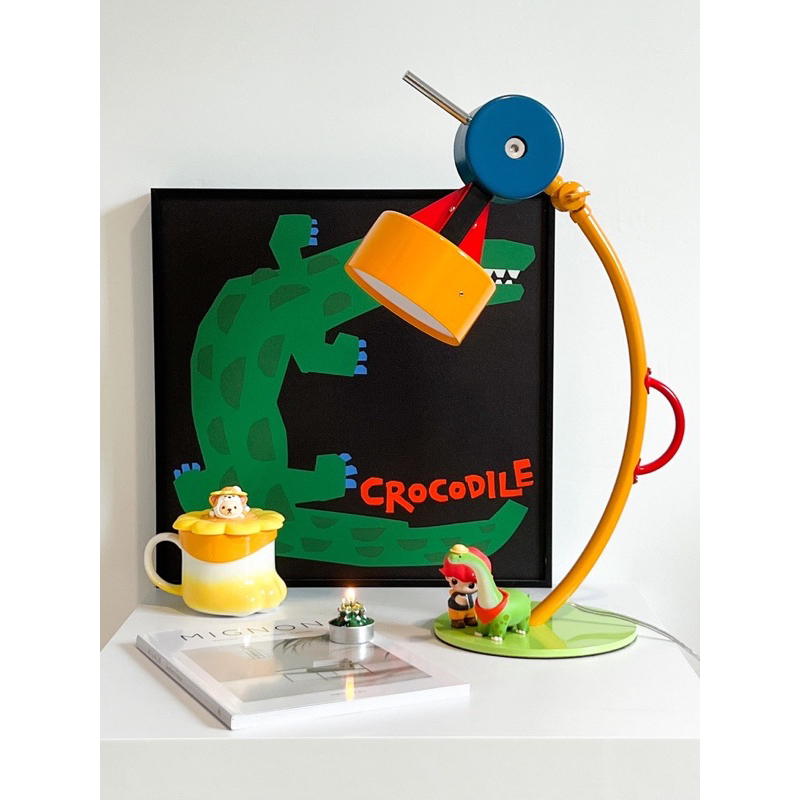 Casa colorful table lamp - Đèn bàn sắc màu Casa trang trí phong cách minimalism.