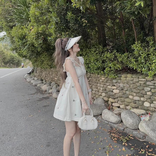 Đầm baby doll thêu