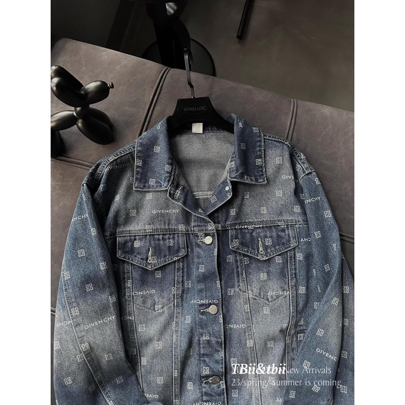 Áo khoác jean Ghi.venchy siu hot qcl1