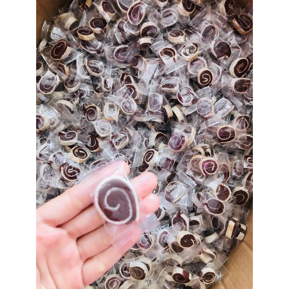 Túi 1 Kg - Kẹo chuối tươi cuộn dừa đặc biệt thơm ngon