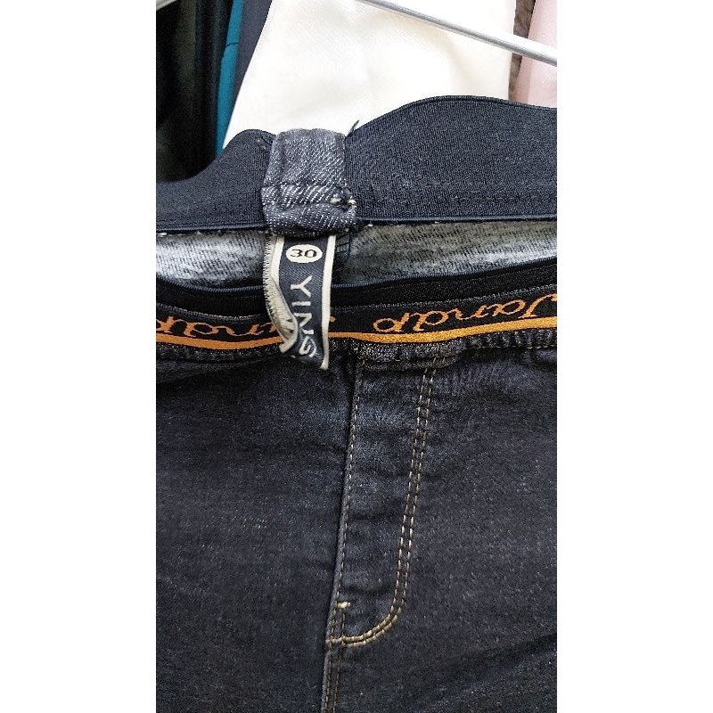 Quần Jean nữ 4 size L eo 80-82cm.