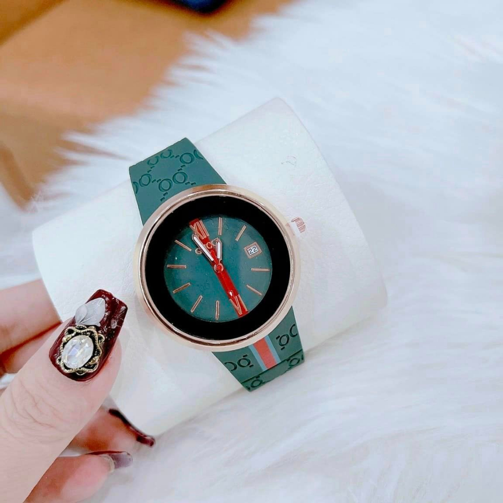 Đồng Hồ Nữ Gucci JAPAN WATCH Thiết Kế Họa Tiết Đơn Giản Dây Da Cao Cấp Size 36mm