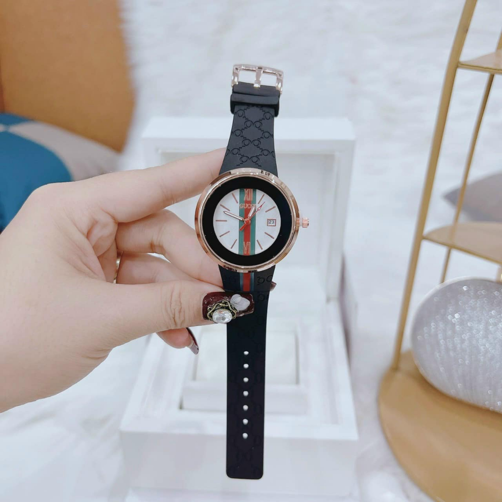 Đồng Hồ Nữ Gucci JAPAN WATCH Thiết Kế Họa Tiết Đơn Giản Dây Da Cao Cấp Size 36mm